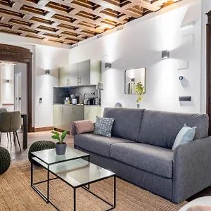 Apartment Limehome Palacio De Alava-velasco